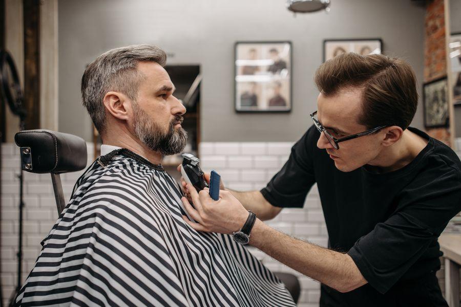 Produtos para cuidado da barba masculina