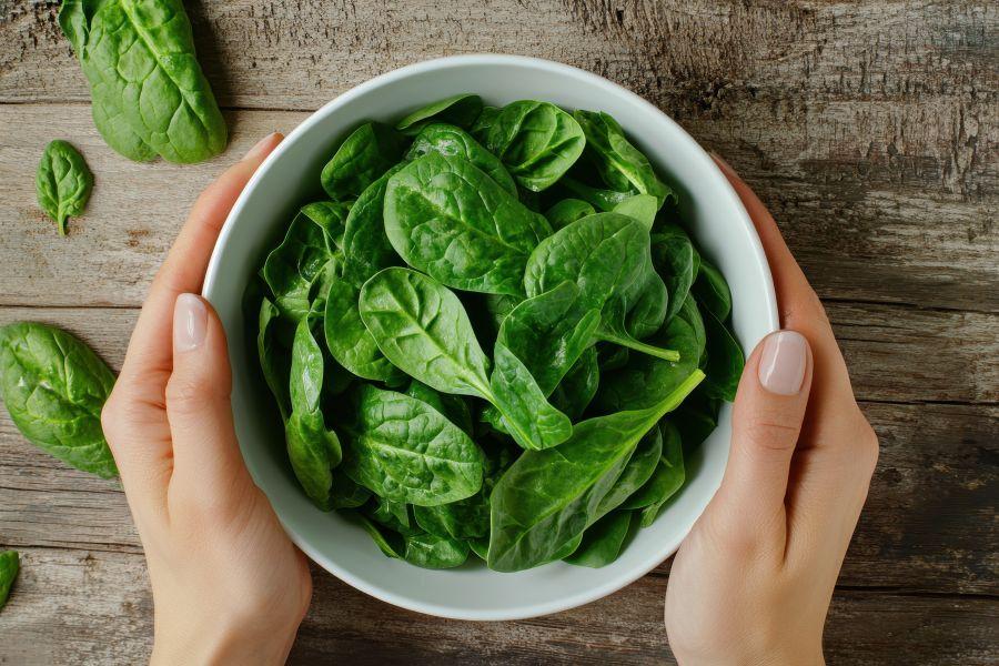 Alimentos que fazem mal: os espinafres