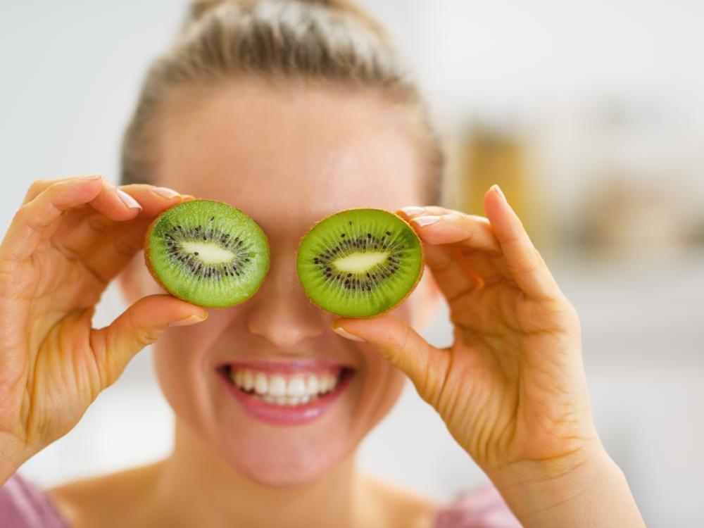 Os benefícios da fruta para os olhos